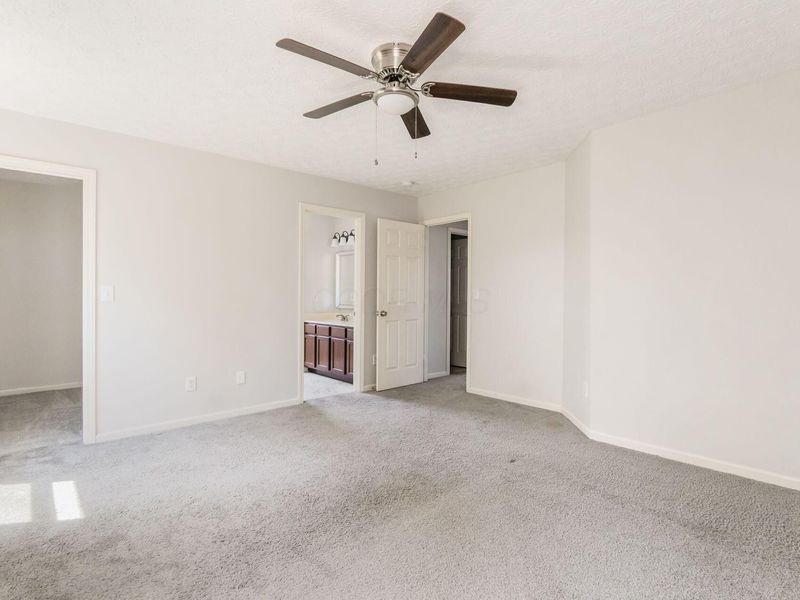 1240 Onaway Court , Columbus, OH 43228 Photo 24