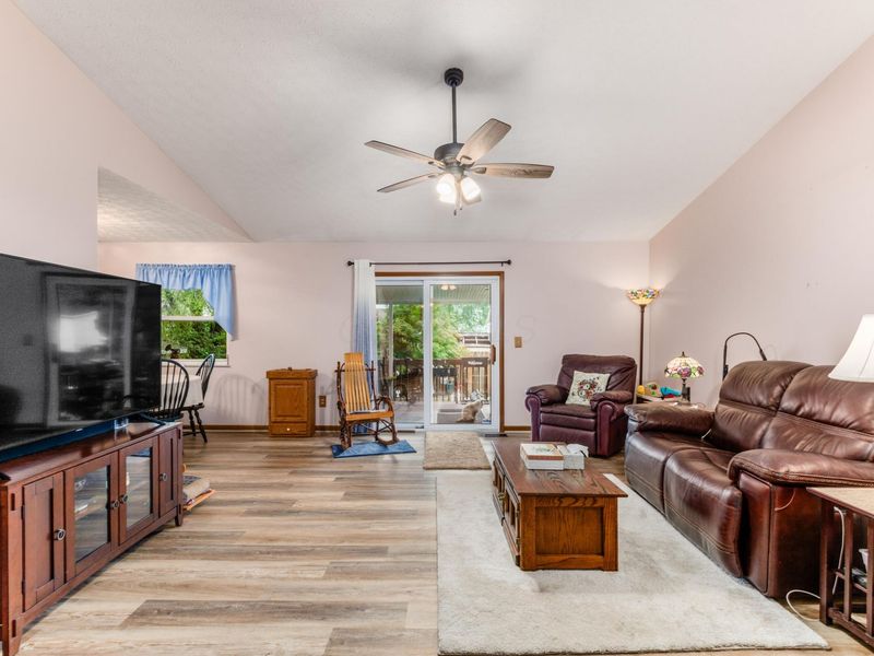 864 Gulliver Drive, Columbus, OH 43207 Photo 5
