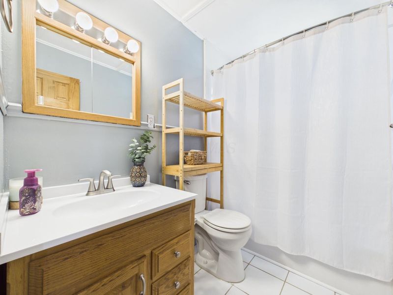 1601 W Maple Street , Baltimore, OH 43105 Photo 15