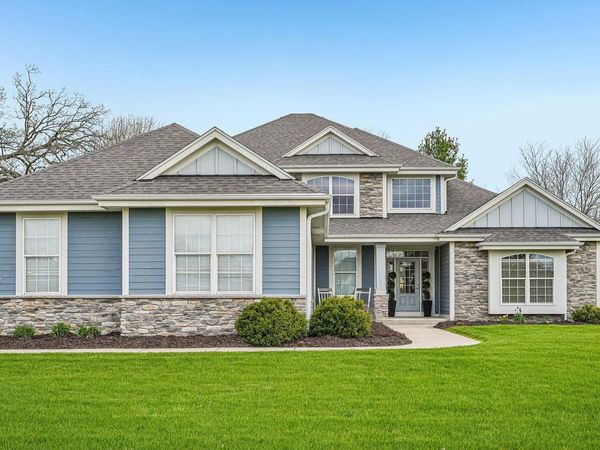 N73W24608 Peterson ROAD, Sussex, WI 53089