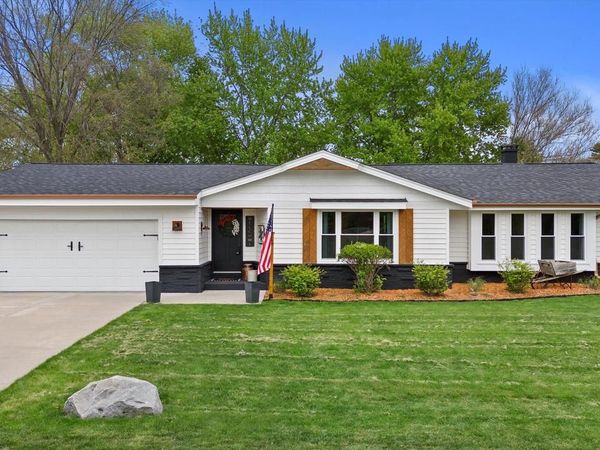 W163S7346 Bay Lane DRIVE, Muskego, WI 53150