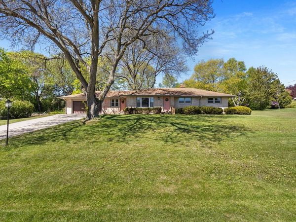 575 Kenmar ROAD, Brookfield, WI 53005