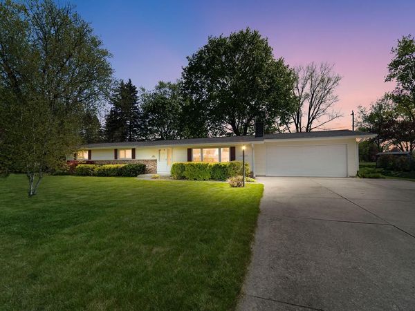 S66W13555 Saroyan ROAD, Muskego, WI 53150
