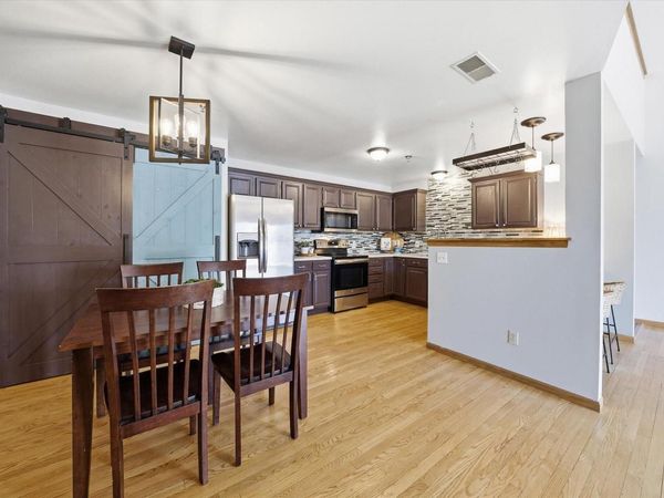 1938 Parknoll LANE, Port Washington, WI 53074