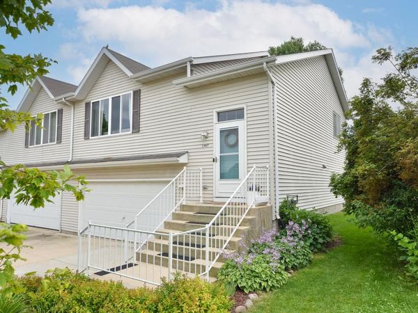 1467 2nd AVENUE, Port Washington, WI 53074