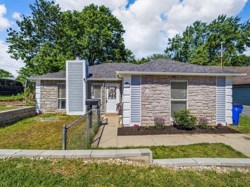 2181 University Boulevard, Hamilton, OH 45015 Photo 2