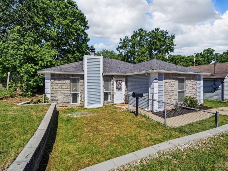 2181 University Boulevard, Hamilton, OH 45015 Photo 3