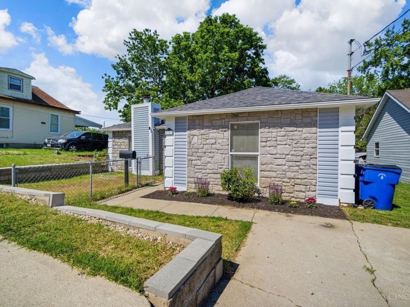 2181 University Boulevard, Hamilton, OH 45015 Photo 4