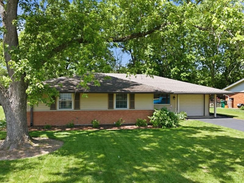 207 Brandenburg Drive, Loveland, OH 45140 Photo 2