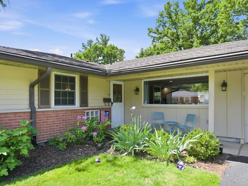 207 Brandenburg Drive, Loveland, OH 45140 Photo 3
