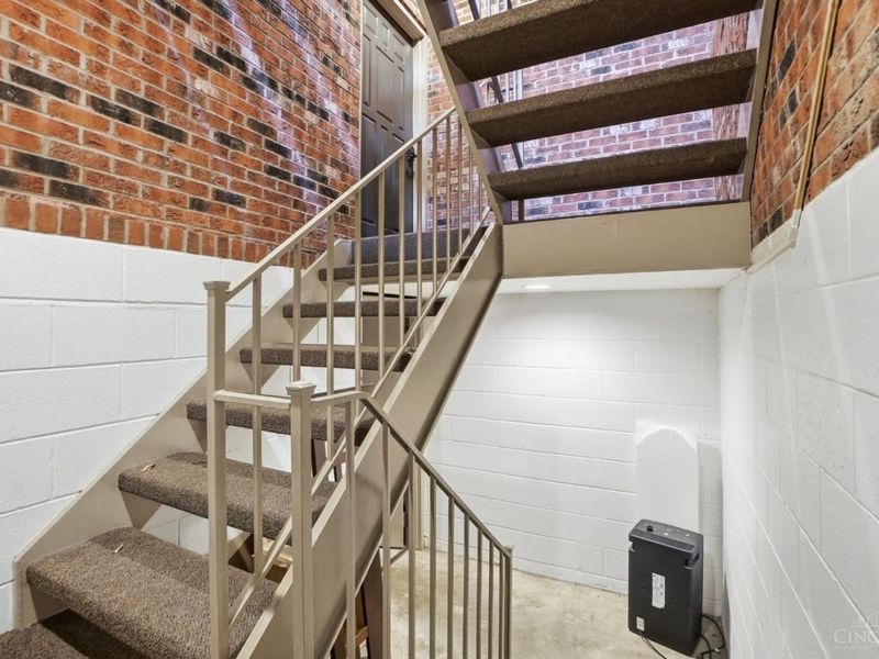 1015 St Gregory Street, Unit 1, Cincinnati, OH 45202 Photo 29
