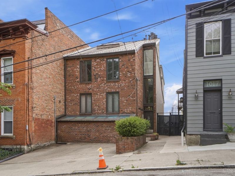 1015 St Gregory Street, Unit 1, Cincinnati, OH 45202 Photo 3