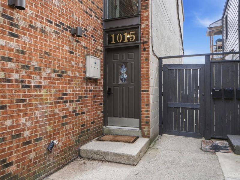1015 St Gregory Street, Unit 1, Cincinnati, OH 45202 Photo 4