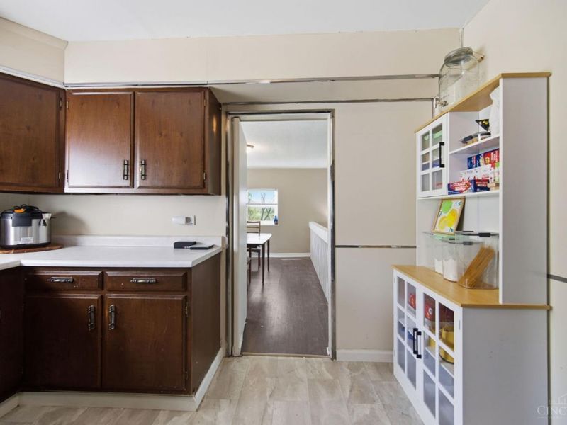 2400 Homestead Place, Cincinnati, OH 45211 Photo 15