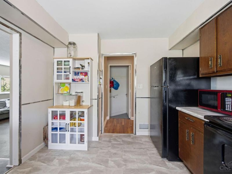 2400 Homestead Place, Cincinnati, OH 45211 Photo 16