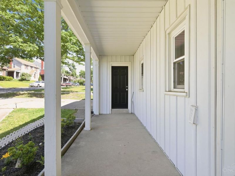 2400 Homestead Place, Cincinnati, OH 45211 Photo 3