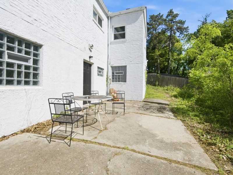 2400 Homestead Place, Cincinnati, OH 45211 Photo 32