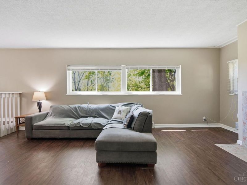 2400 Homestead Place, Cincinnati, OH 45211 Photo 7
