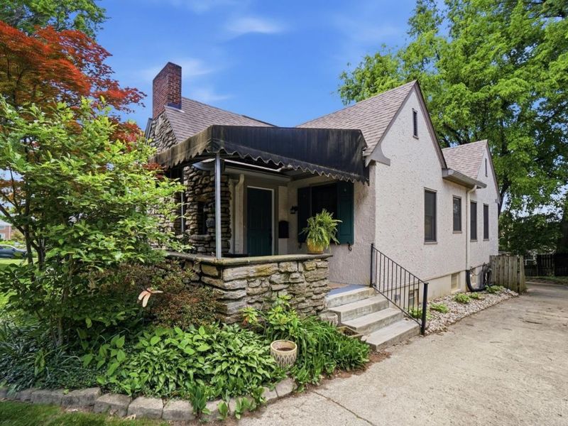 5731 Doerger Lane, Cincinnati, OH 45212 Photo 4