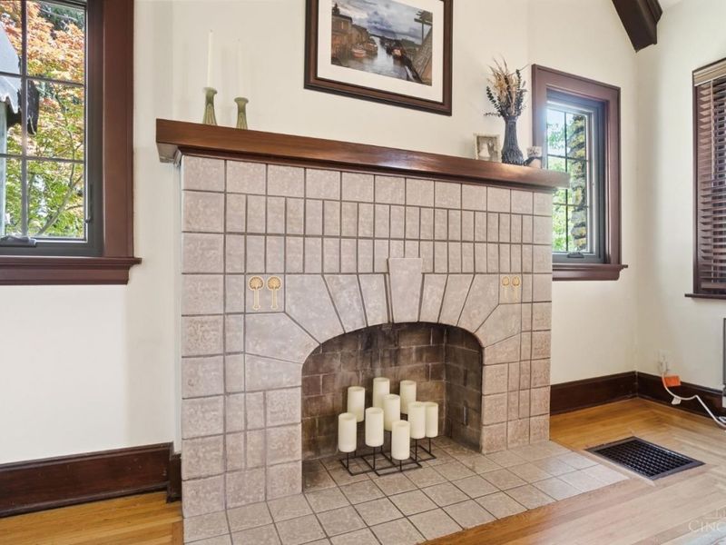 5731 Doerger Lane, Cincinnati, OH 45212 Photo 9