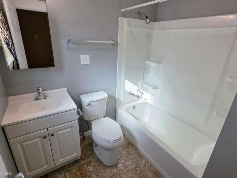 2717 Lawndale Avenue, Cincinnati, OH 45212 Photo 18