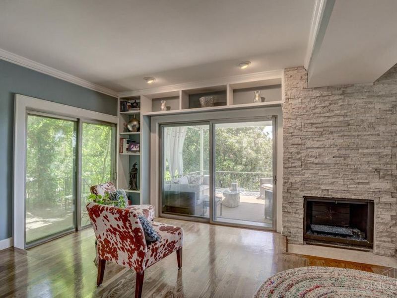 1777 E McMillan Avenue, Cincinnati, OH 45206 Photo 8