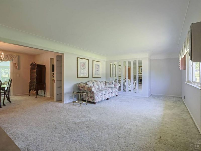 724 Pine Ridge Road, Miami Twp, OH 45150 Photo 11