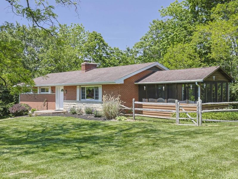 724 Pine Ridge Road, Miami Twp, OH 45150 Photo 2