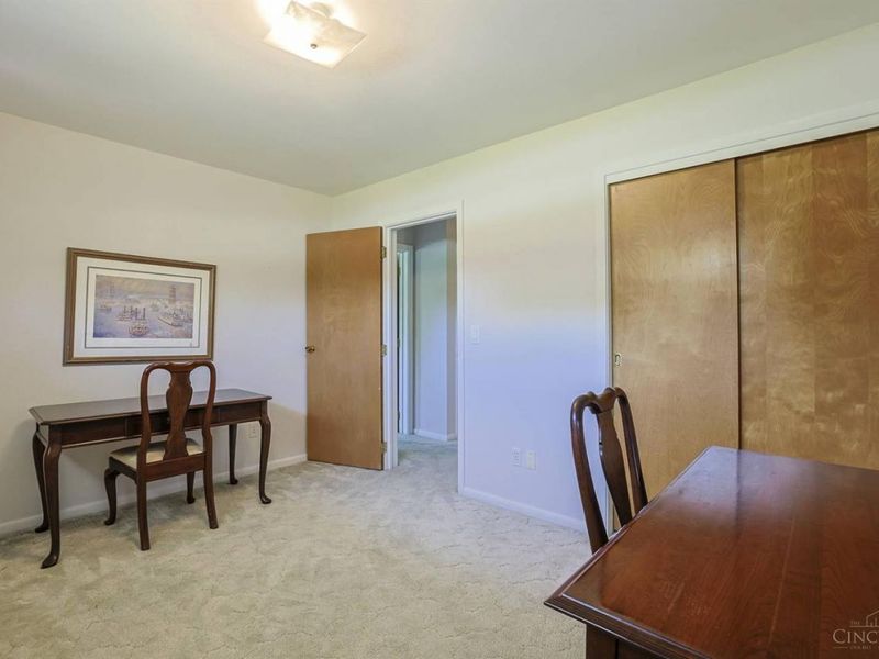 724 Pine Ridge Road, Miami Twp, OH 45150 Photo 27