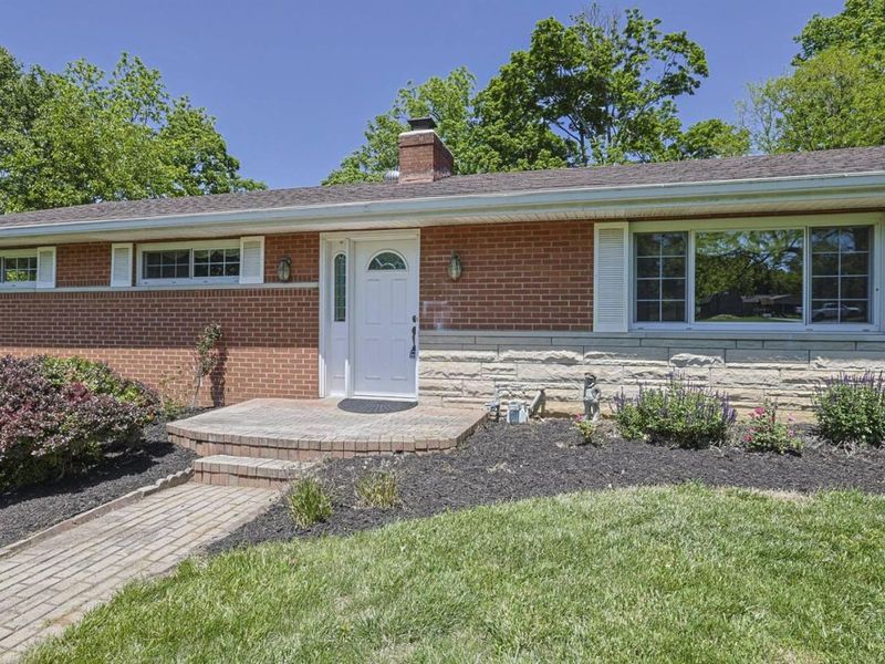 724 Pine Ridge Road, Miami Twp, OH 45150 Photo 6