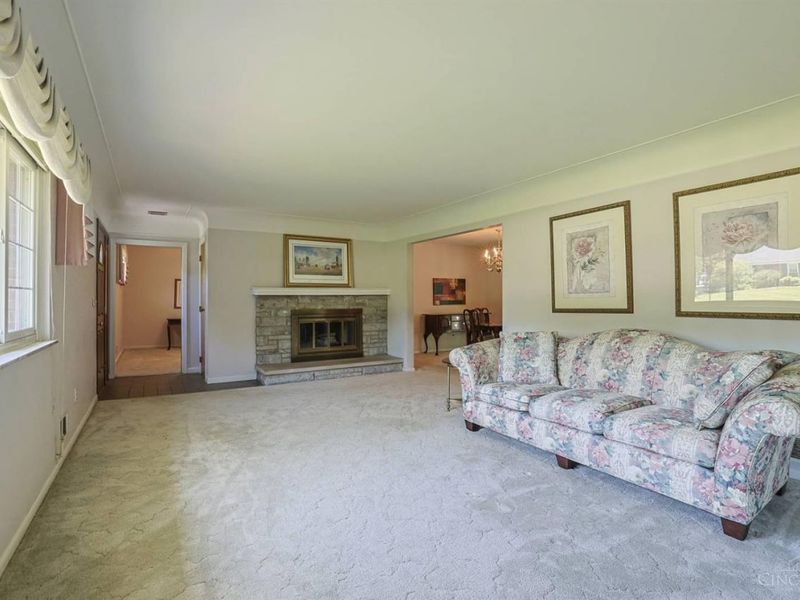 724 Pine Ridge Road, Miami Twp, OH 45150 Photo 8