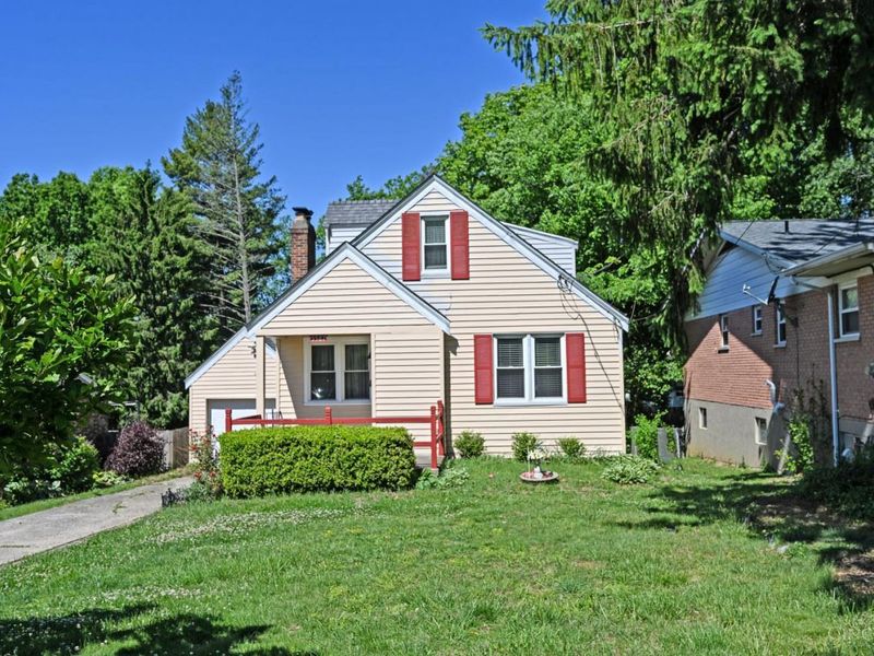 5587 Vogel Road, Cincinnati, OH 45239 Photo 2