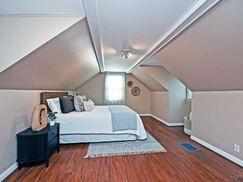 5587 Vogel Road, Cincinnati, OH 45239 Photo 24