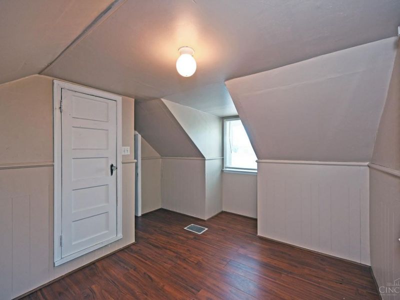 5587 Vogel Road, Cincinnati, OH 45239 Photo 29
