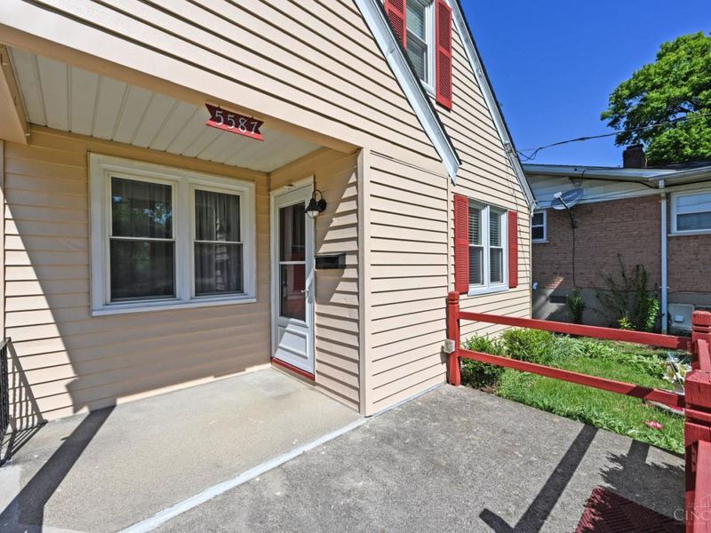 5587 Vogel Road, Cincinnati, OH 45239 Photo 4