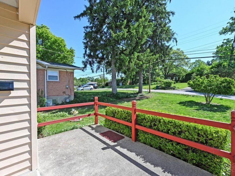 5587 Vogel Road, Cincinnati, OH 45239 Photo 5