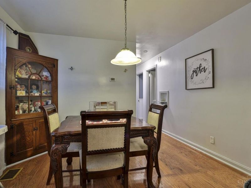 4000 Homelawn Avenue, Cheviot, OH 45211 Photo 10