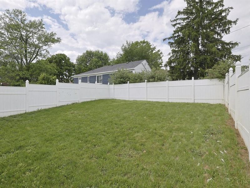 4000 Homelawn Avenue, Cheviot, OH 45211 Photo 32