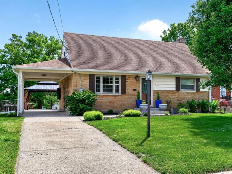 4153 Larchview Drive, Sycamore Township, OH 45236 Photo 2