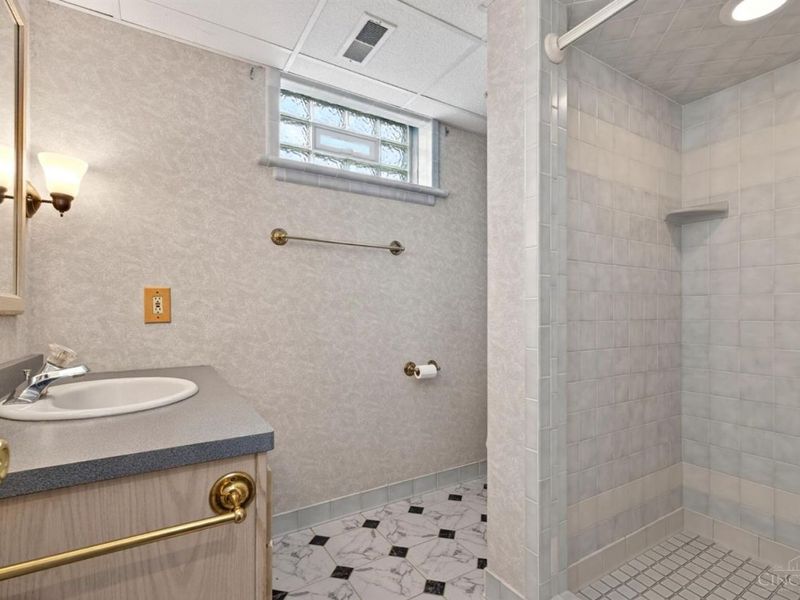 4153 Larchview Drive, Sycamore Township, OH 45236 Photo 39
