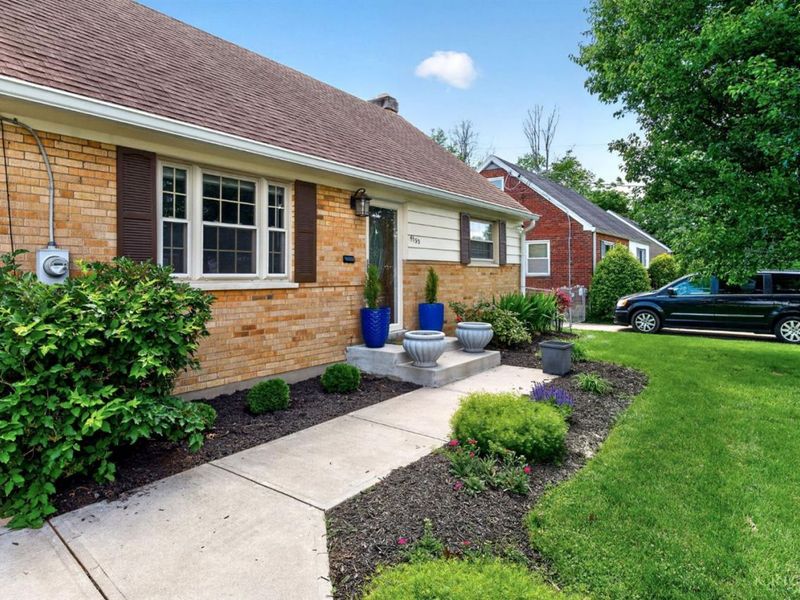 4153 Larchview Drive, Sycamore Township, OH 45236 Photo 6