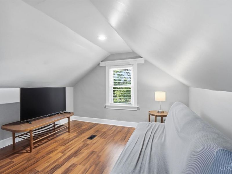 3457 Cardiff Avenue, Cincinnati, OH 45209 Photo 41