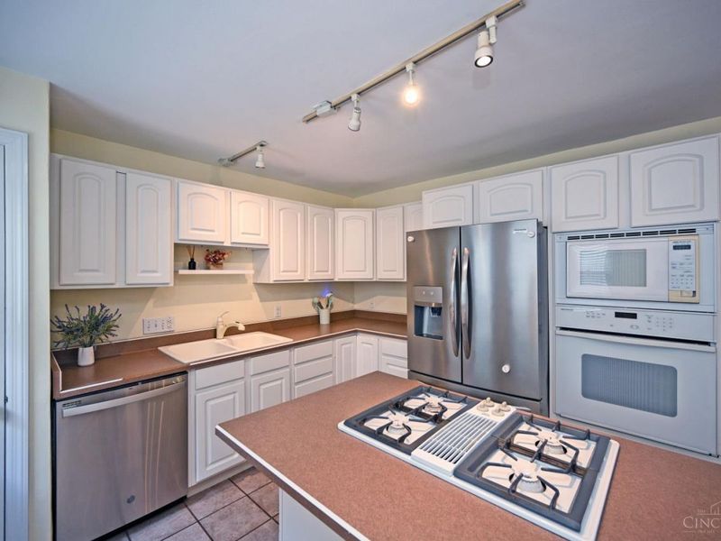3633 Tarpis Avenue, Cincinnati, OH 45208 Photo 8