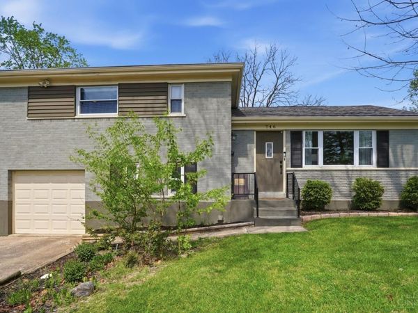 746 Converse Drive, Forest Park, OH 45240