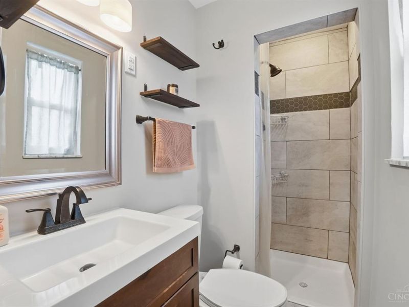 746 Converse Drive, Forest Park, OH 45240 Photo 5
