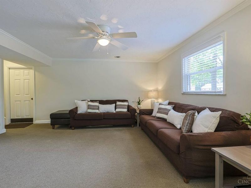 10631 Cinderella Drive, Montgomery, OH 45242 Photo 14
