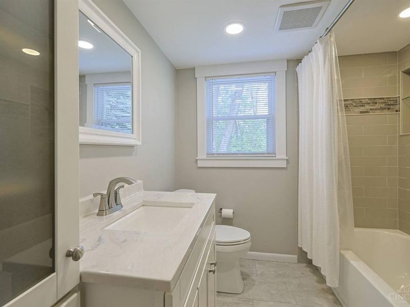 10631 Cinderella Drive, Montgomery, OH 45242 Photo 35