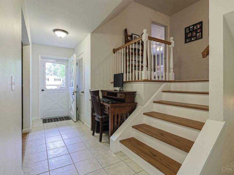 10631 Cinderella Drive, Montgomery, OH 45242 Photo 5
