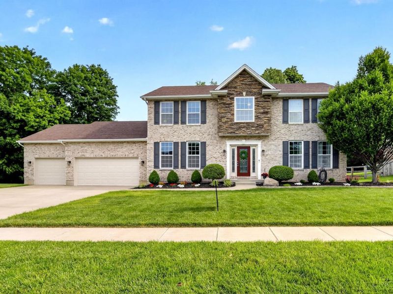 6920 Crown Pointe Drive, Liberty Township, OH 45011 Photo 2