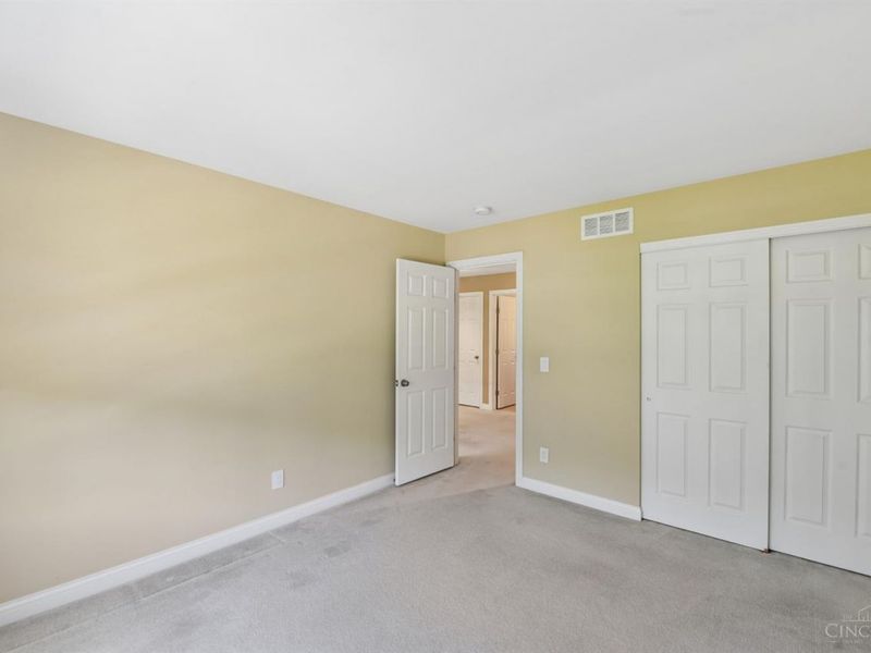 331 Eastbury Drive, Loveland, OH 45140 Photo 21
